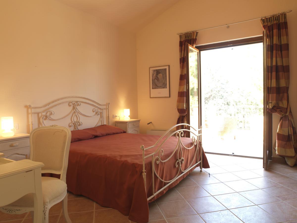 Contado San Lorenzo B&B And Wine Castilenti Екстериор снимка
