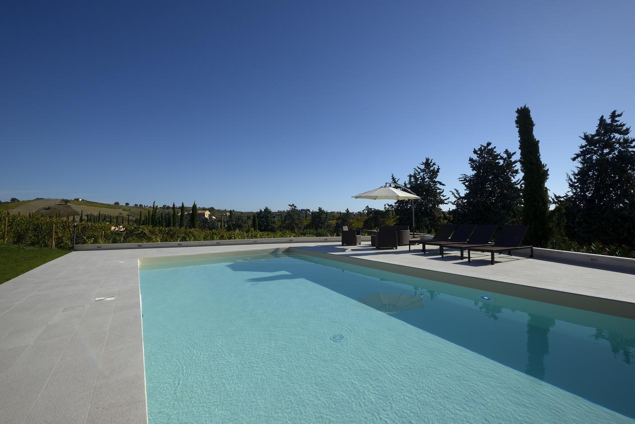 Contado San Lorenzo B&B And Wine Castilenti Екстериор снимка